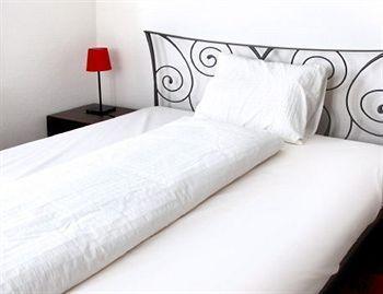 Swiss Star Guesthouse District 4 - Contactless Self Check-In Zurich Extérieur photo