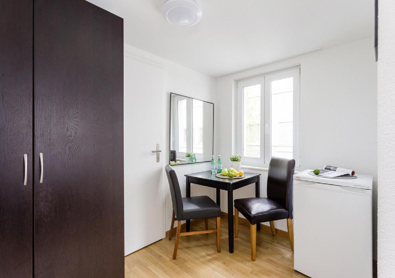 Swiss Star Guesthouse District 4 - Contactless Self Check-In Zurich Extérieur photo